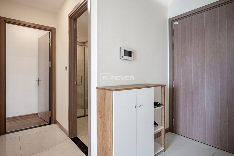  Căn hộ Vinhomes Central Park hướng ban công tây nam đầy đủ nội thất diện tích 52.7m².