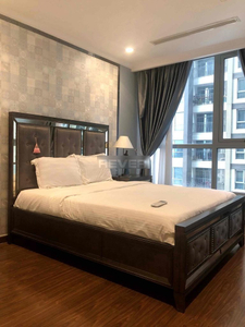 Officetel Vinhomes Central Park, Quận Bình Thạnh Officetel Vinhomes Central Park tầng 20 view Landmark 81 đầy đủ nội thất.