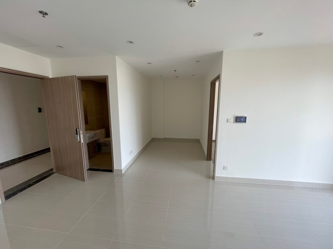  Căn hộ Vinhomes Grand Park hướng ban công tây nam không có nội thất diện tích 46.5m²