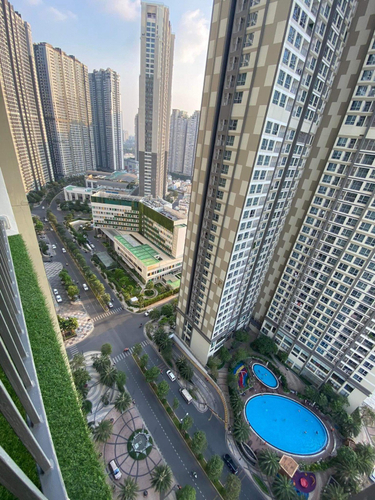 Căn hộ Vinhomes Central Park, Quận Bình Thạnh Căn hộ cao cấp Vinhomes Central Park tầng 22, bàn giao đầy đủ nội thất.