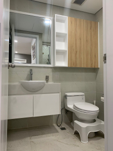 1680149406316.jpg Căn hộ Vinhomes Central Park hướng ban công đông bắc đầy đủ nội thất diện tích 90.8m²