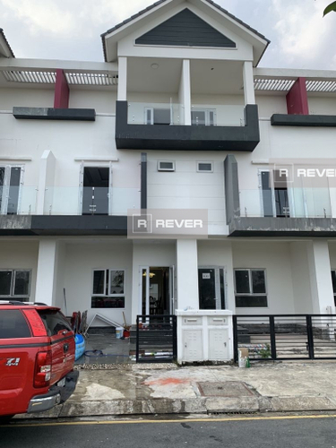  Nhà phố khu Valencia Riverside diện tích đất 87m2 rộng thoáng.