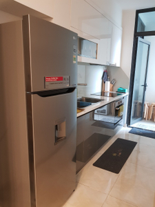 Officetel Vinhomes Golden River, Quận 1 Office-Tel Vinhomes Golden River tầng 38, bàn giao đầy đủ nội thất.