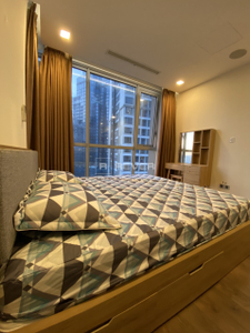 z4349152405724_7ce148a62b71d837f33bd0373e5b958c.jpg Căn hộ Vinhomes Central Park hướng ban công tây nam đầy đủ nội thất diện tích 75m²