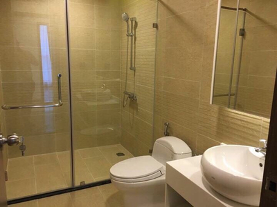 Studio Vinhomes Central Park, Quận Bình Thạnh Studio Vinhomes Central Park tầng 7 diện tích 36m2, đầy đủ nội thất.