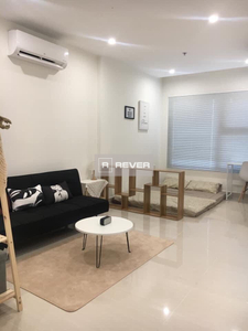  Căn hộ Vinhomes Grand Park tầng trung ban công Tây Nam