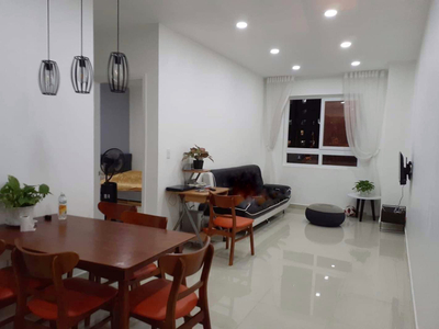 phòng khách căn hộ Topaz City Căn hộ Topaz City tầng 2 thiết kế 2 phòng ngủ, đầy đủ nội thất.