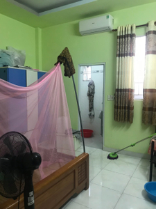 Nhà phố Quận 12 Nhà có cửa hướng Tây diện tích 65.4m2, khu dân cư hiện hữu.