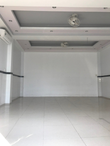 Nhà phố Quận Tân Bình Nhà phố thiết kế 1 trệt, 5 lầu cửa hướng Tây Nam, bàn giao không nội thất.