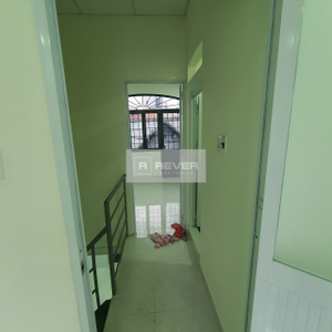 Nhà phố Quận Thủ Đức Nhà phố hẻm nhà thờ Fatima, diện tích 45.3m2 có nội thất cơ bản.