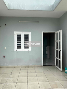 Nhà phố Quận Bình Tân Nhà phố nguyên căn đường Hồ Học Lãm diện tích đất 76.5m2 rộng thoáng.