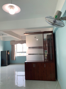 Căn hộ Chung cư Bông Sao, Quận 8 Căn hộ Chung cư Bông Sao tầng thấp đầy đủ nội thất, tiện ích đa dạng.