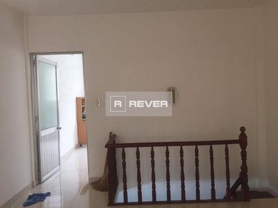  Nhà phố thiết kế 1 trệt, 1 gác lửng diện tích đất 69.7m2 rộng thoáng.