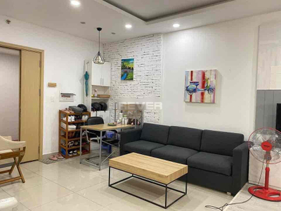 Căn hộ Oriental Plaza, Quận Tân Phú Căn hộ Oriental Plaza tầng 9 thiết kế hiện đại, nội thất cơ bản.