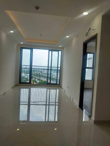 Căn hộ ST Moritz tầng 11 có 2 phòng ngủ, view đón gió mát.