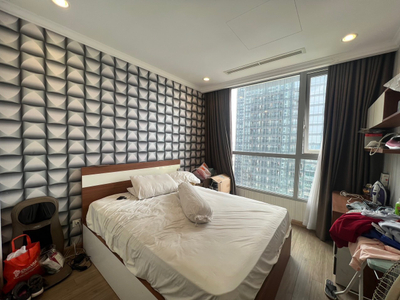 IMG_3690.JPG Căn hộ Vinhomes Central Park hướng ban công đông bắc đầy đủ nội thất diện tích 126.2m²