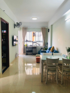Căn hộ IDICO Tân Phú tầng 2 diện tích 61.8m2, nội thất cơ bản.
