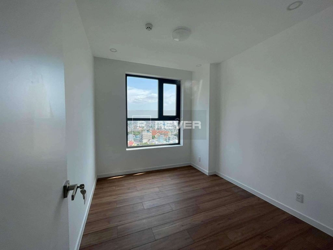  Căn hộ D'Lusso diện tích 68m2, không gian thoáng đãng.