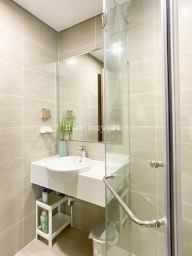  Căn hộ Vinhomes Grand Park hướng ban công đông nam đầy đủ nội thất diện tích 59m².