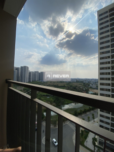  Căn hộ Vinhomes Grand Park ban công rộng, đón gió mát.