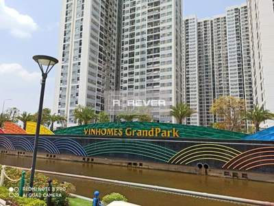  Căn hộ cao cấp Vinhomes Grand Park tầng cao view đón gió mát mẻ.