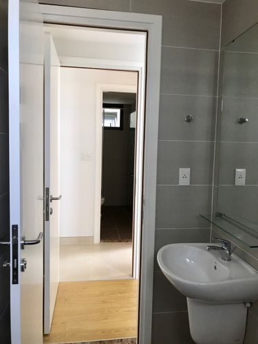 Căn hộ Masteri Thảo Điền, Quận 2 Căn hộ Masteri Thảo Điền tầng 40 ban công rộng đón gió mát mẻ.