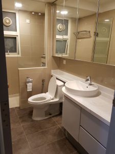 Căn hộ Saigon Pearl, Quận Bình Thạnh Căn hộ Saigon Pearl tầng 22 có 3 phòng ngủ, bàn giao đầy đủ nội thất.