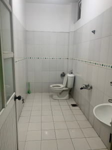 Nhà phố Quận Bình Tân Nhà phố hẻm xe tải quay đầu đường 26 Tháng 3, diện tích nhà 100m2.