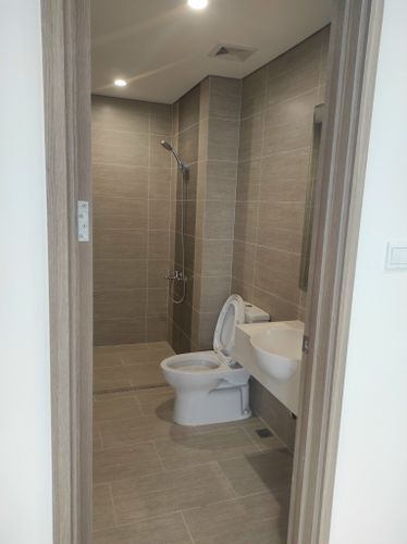  Căn hộ Vinhomes Grand Park hướng ban công đông bắc không có nội thất diện tích 69.5m²