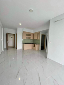  Căn hộ Lovera Vista nội thất cơ bản, ban công đón gió mát