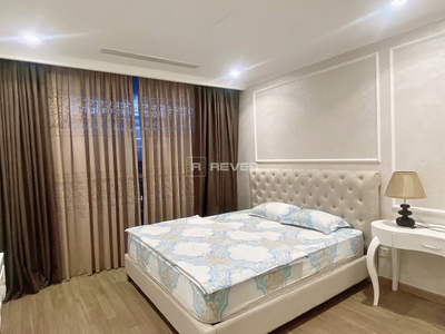  Căn hộ Vinhomes Central Park hướng ban công tây nam đầy đủ nội thất diện tích 106m²