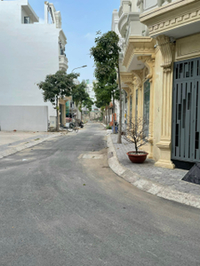 Đất nền Quận Tân Phú Đất nền khu Compound diện tích 60m2, hướng Đông Bắc mát mẻ.