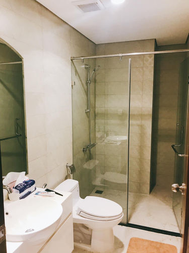 Căn hộ Vinhomes Central Park, Quận Bình Thạnh Căn hộ đầy đủ nội thất Vinhomes Central Park tầng 25, view đón gió mát.