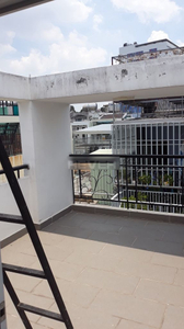 Nhà phố Quận 10 Nhà thiết kế 1 trệt, 1 lửng, 2 lầu và sân thượng, nhà sát bên bệnh viện Nhi Đồng.