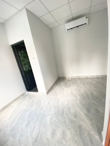 Nhà phố Quận Gò Vấp Nhà phố thiết kế 1 trệt, 2 lầu kiên cố, ngay trường ĐH Công Nghiệp.