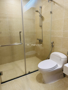  Căn hộ Vinhomes Central Park hướng ban công tây nam đầy đủ nội thất diện tích 84.7m².