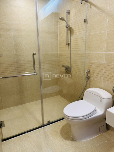  Căn hộ Vinhomes Central Park hướng ban công tây nam đầy đủ nội thất diện tích 84.7m².