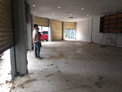 Mặt bằng kinh doanh Quận Bình Tân Mặt bằng kinh doanh có 2 mặt tiền thoáng mát, diện tích 147m2 vuông đẹp.