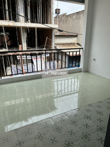 Nhà phố Quận Bình Tân Nhà phố thiết kế 1 trệt, 1 lầu diện tích đất 70.3m2, hẻm xe tải quay đầu.