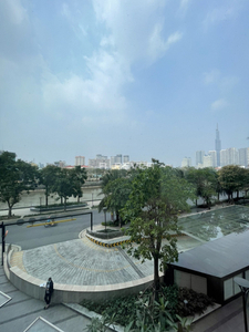  Shop-house Vinhomes Golden River hướng ban công bắc không có nội thất diện tích 184m²