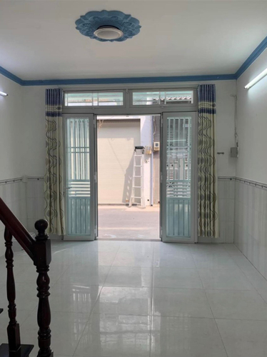 Nhà phố Quận Bình Tân Nhà phố thiết kế 1 trệt, 1 lầu kiên cố, hẻm rộng thông tứ hướng.