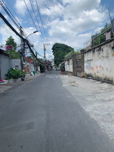 Nhà phố Quận Thủ Đức Nhà phố đường Số 17 diện tích 92m2, cửa hướng Đông mát mẻ.