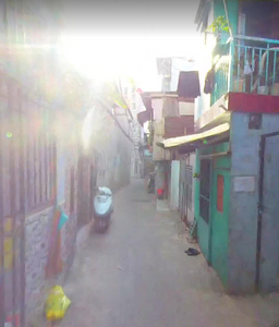 Nhà phố Quận 4 Nhà phố có cửa hướng Đông Nam mát mẻ, diện tích nhà 90m2.