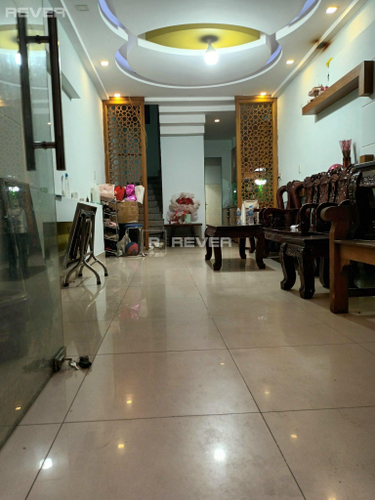  Nhà phố Đường Lạc Long Quân 4 tầng diện tích 42m² pháp lý sổ hồng.