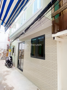  Nhà phố Đường Dương Bá Trạc 2 tầng diện tích 25.6m² hướng đông nam pháp lý sổ hồng.