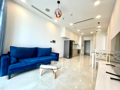 1692943467623.jpg Office-tel Vinhomes Golden River tầng cao nội thất cơ bản, view thành phố