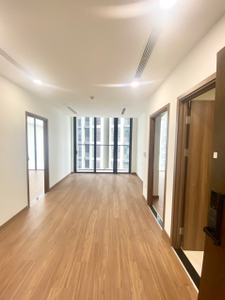 phòng khách căn hộ Ecogreen Saigon Căn hộ Eco Green Saigon hướng ban công đông không có nội thất diện tích 65m²