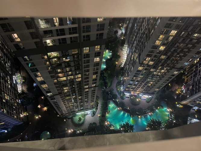 Căn hộ Vinhomes Central Park, Quận Bình Thạnh Căn hộ cao cấp Vinhomes Central Park tầng 34, đầy đủ nội thất sang trọng.