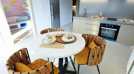  Căn hộ Westgate hướng ban công đông nam không có nội thất diện tích 69.72m².