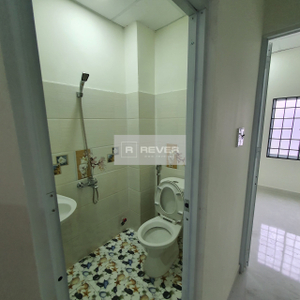 Nhà phố Quận Thủ Đức Nhà phố hẻm nhà thờ Fatima, diện tích 45.3m2 có nội thất cơ bản.